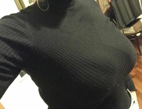 XLeila89 model erotische galerien