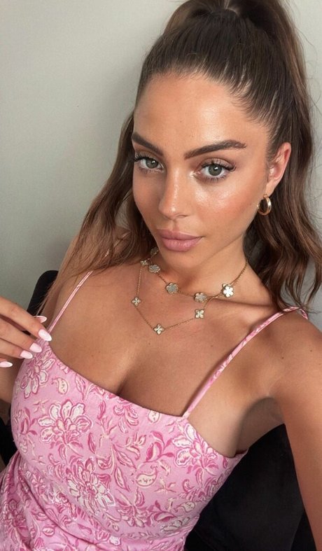 Bella mnz schauspielerin sex fotos