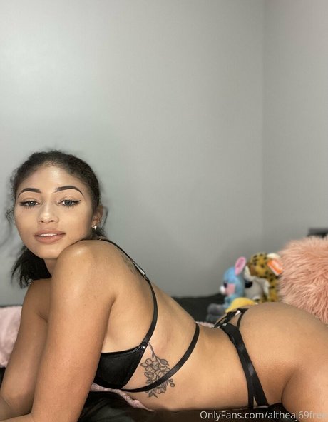 altheaj69free erwachsene nacktheit fotos