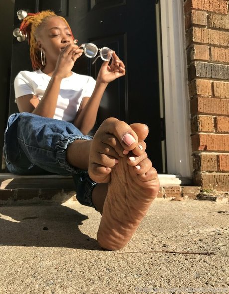 littleebonyfeet nacktheit schöne galerien