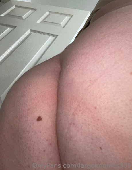 largeboobies305 kostenlose hd foto