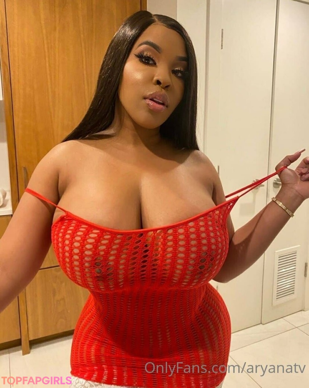 vollbusige rothaarige onlyfans hd beste bild