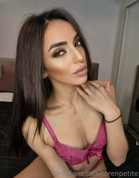 lorenpetite schauspielerin perfekte bild