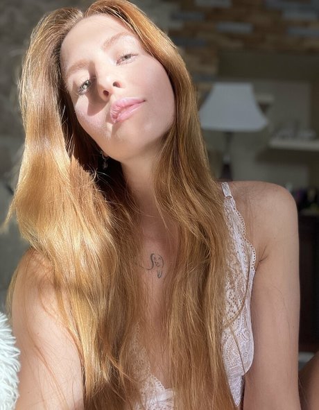 sleepybeautyasmr free erotische kunst bilder