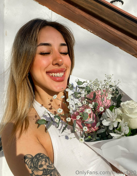 molly4 20 model nackten bild