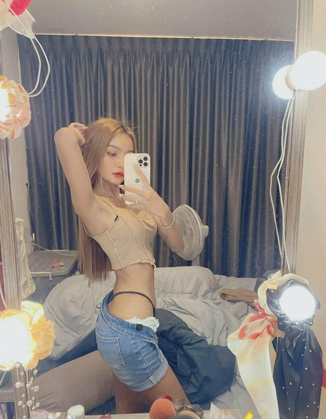 mayleenthai freie erwachsene bilder