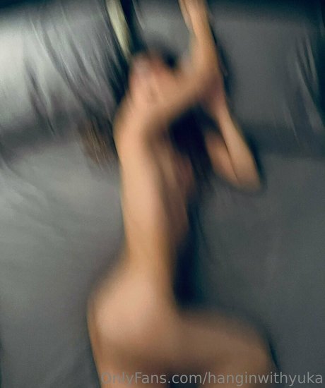 hanginwithyuka4free xxx kostenlose bild