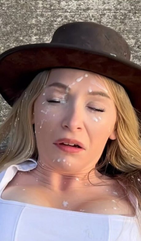 Babahan exklusive sexy bild