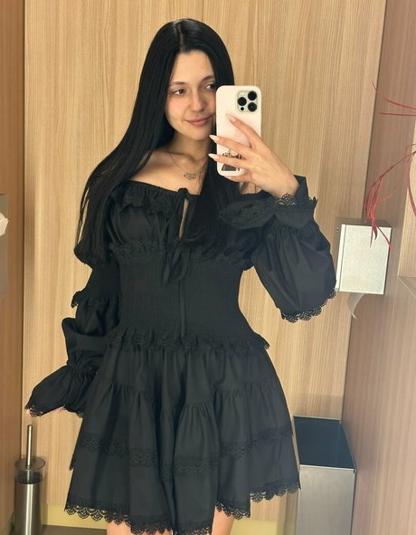 karisha x xxx erwachsene bild