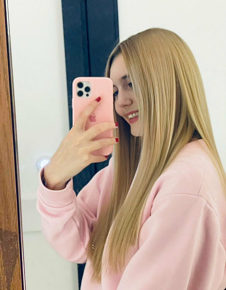 karisha x nackt nette bilder