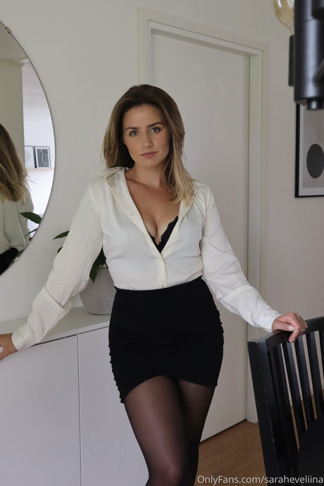 saraheveliina beste nackten foto