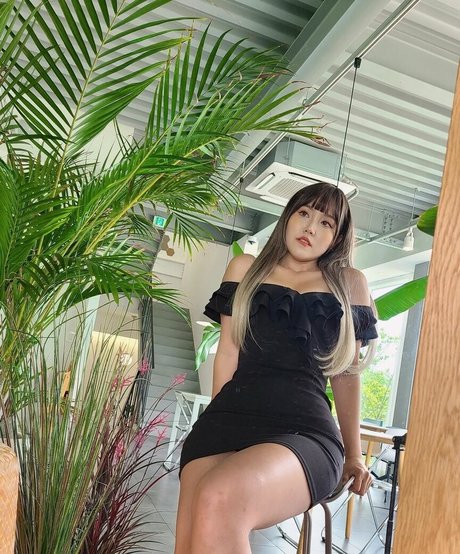 Yuggie TV exklusive heiße galerie