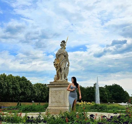 Yuggie TV beste nackte fotos