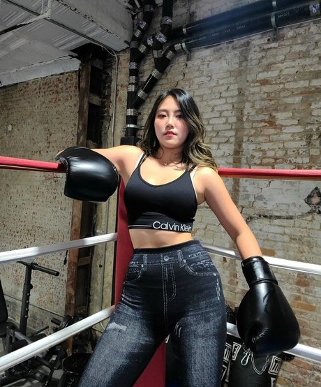 Yuggie TV xxx schöne bilder