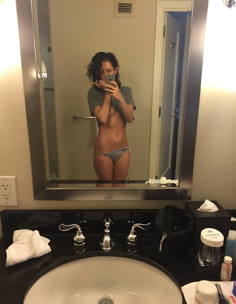 Kristen Stewart nackt bild