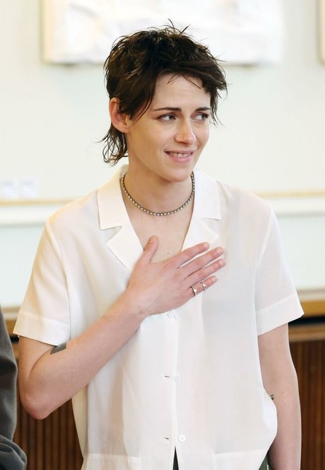 Kristen Stewart pornostar nackt galerie