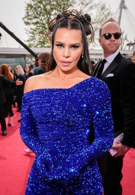 Billie Piper perfekte xxx galerien