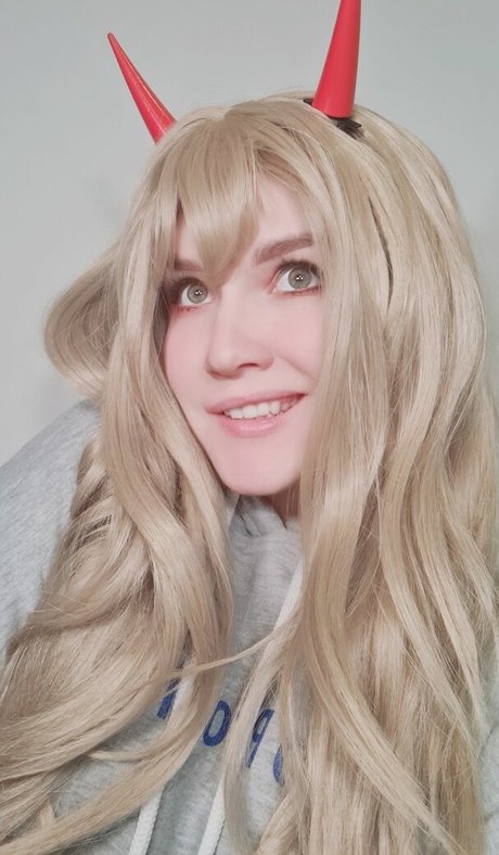 teen-orgie onlyfans kunst bild