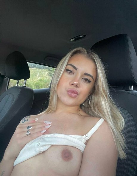 mexikanische milf onlyfans kunst exklusive galerien