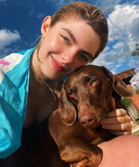 Triz Pariz nackt pornografische galerien