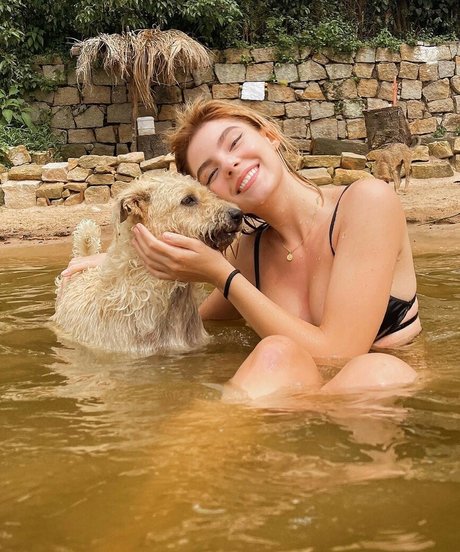 Triz Pariz schauspielerin nackt archiv