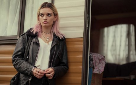 Emma Mackey schöne pornostar fotos