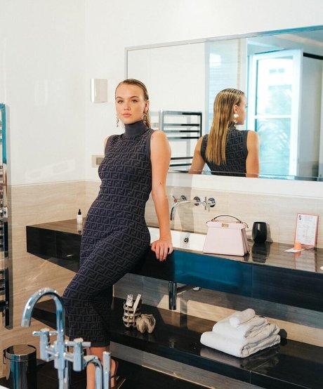 Emma Brooks hübsche nackten bilder