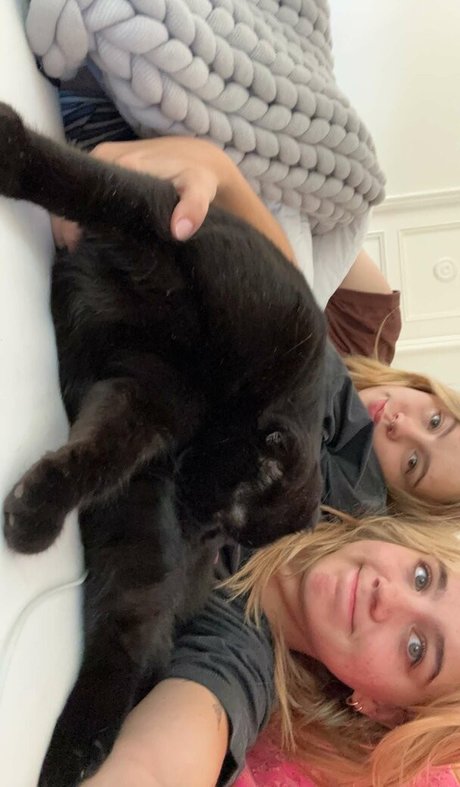 Emma Brooks nacktheit perfekte galerien