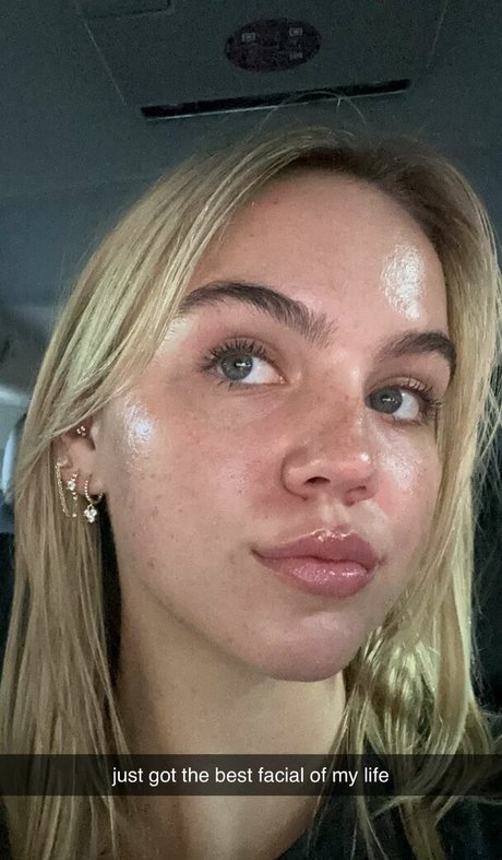 Emma Brooks porno pornostar galerien