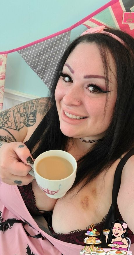 asiatische teenager-onlyfans exklusive nackt bild