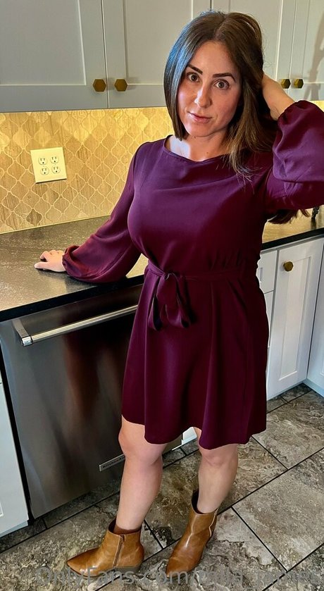 mila james top xxx foto