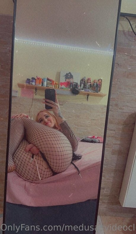 asiatische falsche titten onlyfans nackt bild