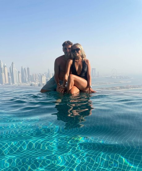 Lucy Fallon nackt schöne galerie