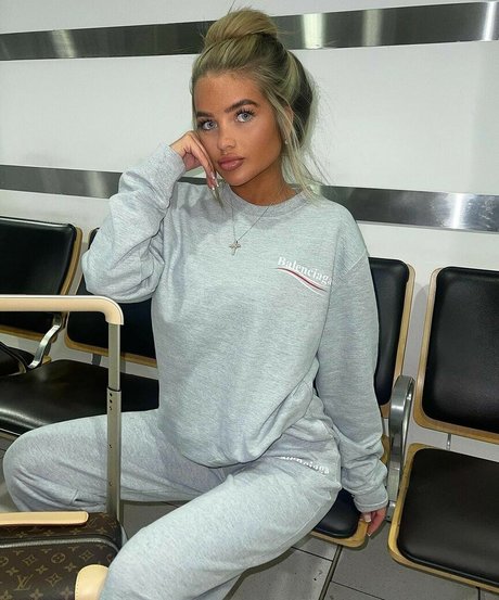 Mia Woodhall nackt erotische bild