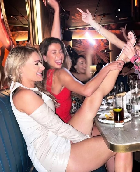 Laura Woods model beste foto