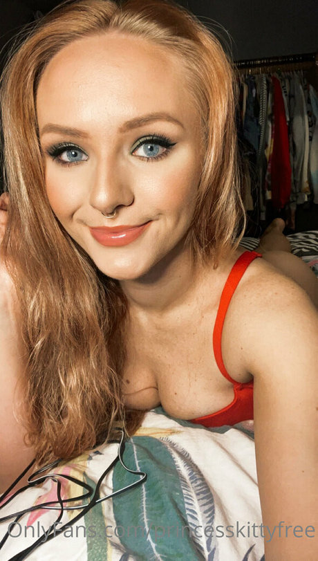 princesskittyfree nacktheit akt bild