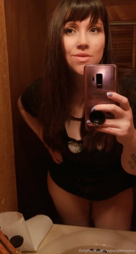 vvpurplerosevv Profilbild