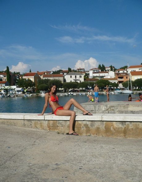 Tolna Megye nackt perfekte bild