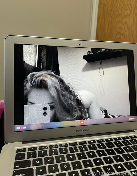 Babymegie schauspielerin schöne foto