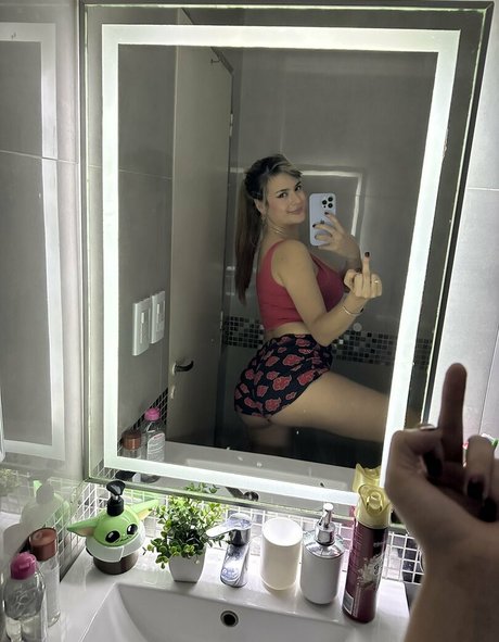 Loore Garcia top erwachsene bild