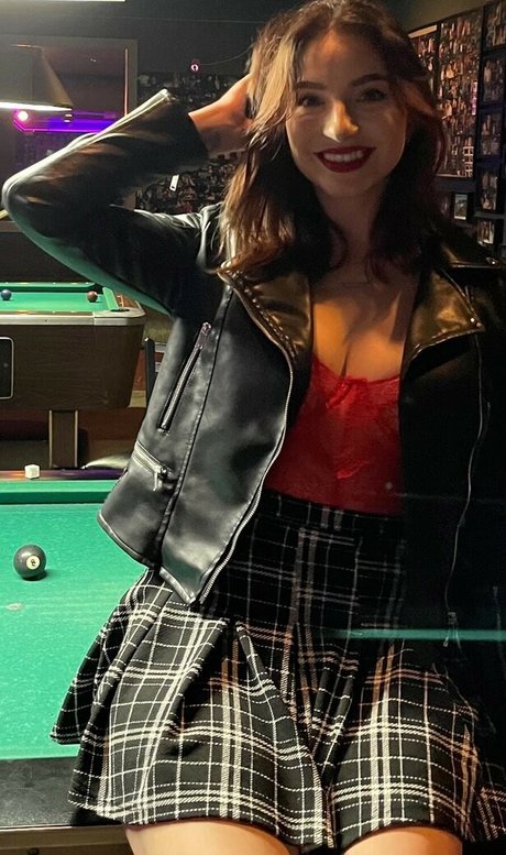 Novaleesi heiße pornographische bild