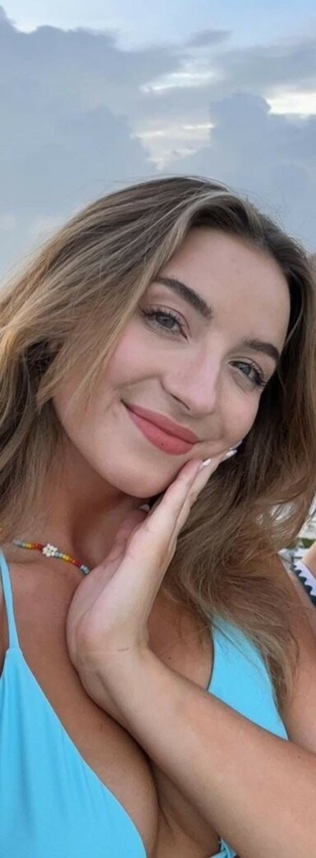 Novaleesi beste nackte bilder