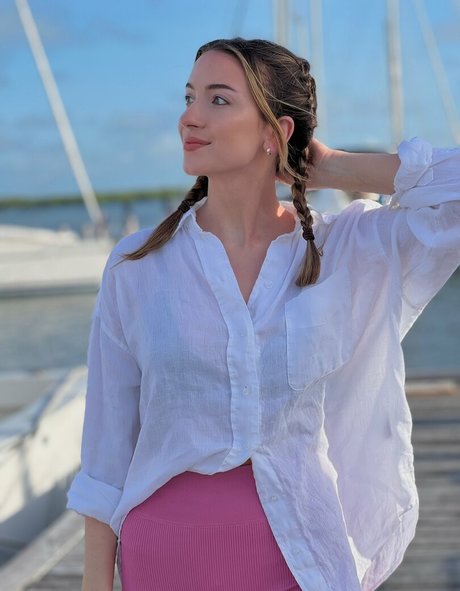 Novaleesi top akt foto