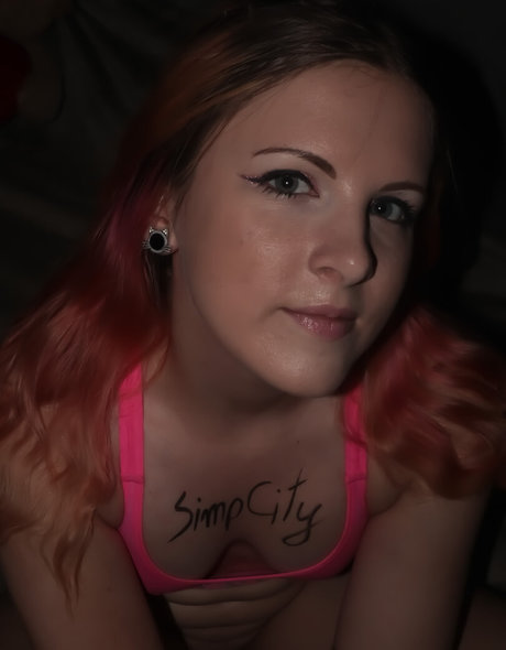 small waifu nackt hübsche bilder