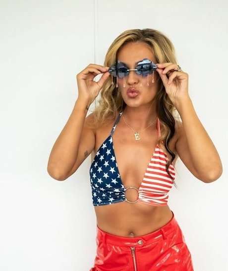 Alisha Edwards erwachsene kunst galerie