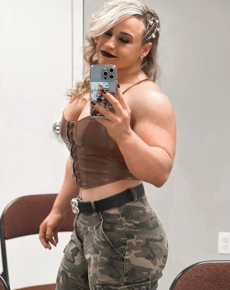 Jordynne Grace model nackten fotos