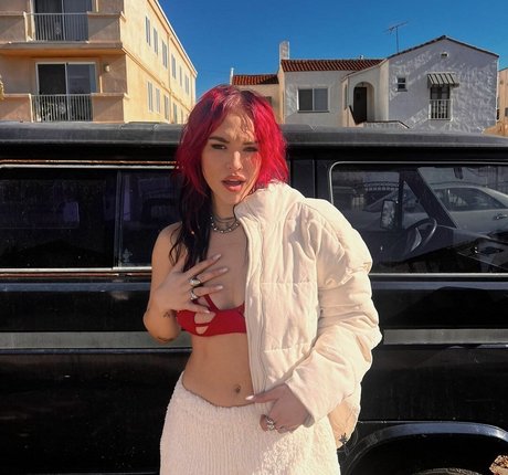 Taylor Upsahl erotische sexy fotos