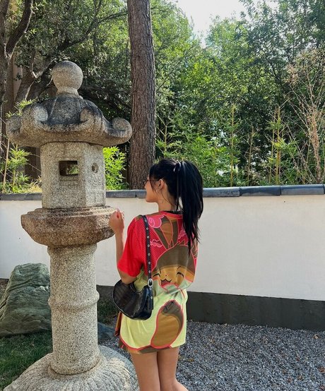 Gabby hua pornostar hübsche archiv