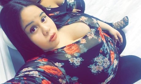 Nyx Buxom erwachsene perfekte foto