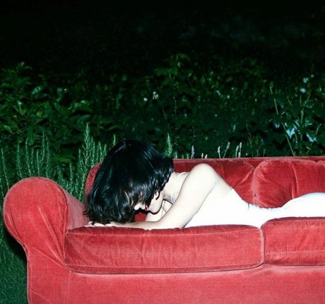 blonde junge onlyfans nackt kunst galerien